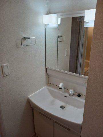 洗面設備　広い洗面スペース