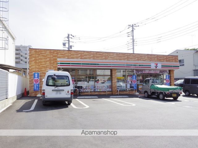 コンビニ　セブンイレブン（コンビニ）まで453m