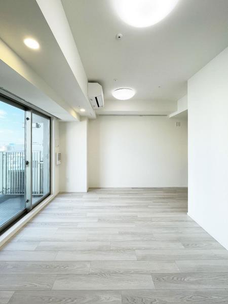 居室・リビング　ゆったり過ごせる居間です