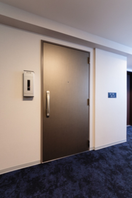 玄関　※写真は同タイプ住戸です。