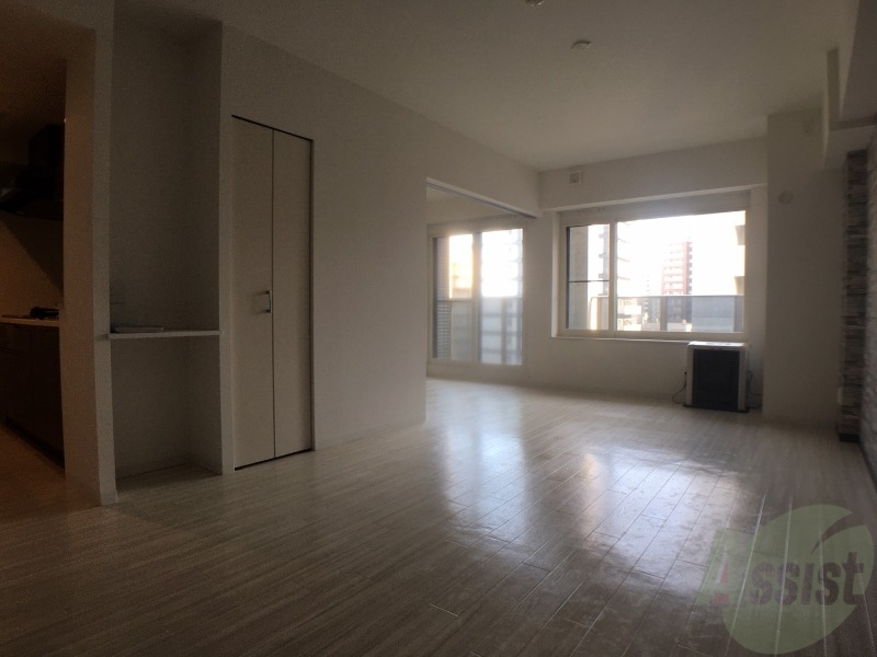 居室・リビング　広くてキレイなお部屋が広がっていて、充実した生活が送れそう。