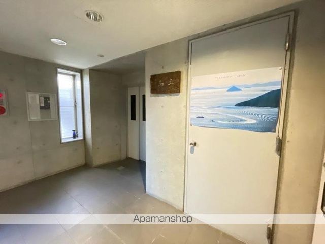 ロビー　ロビー