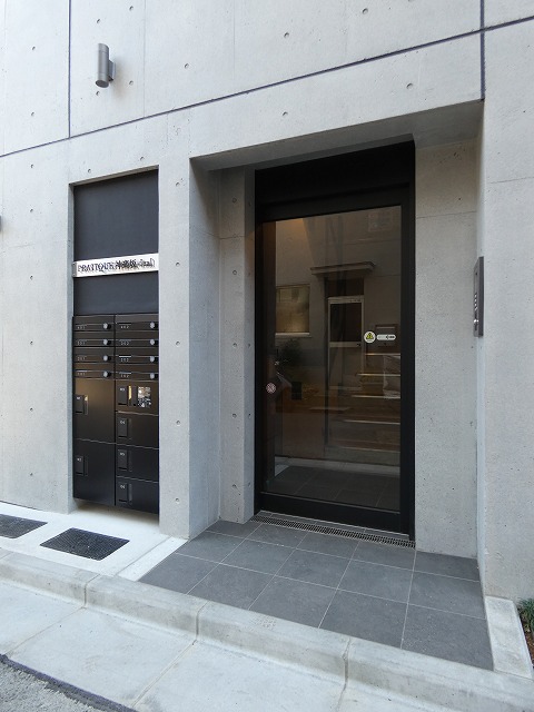 エントランス　エントランス