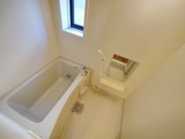 バス・シャワールーム　♪サッパリ爽快バスタイム！♪