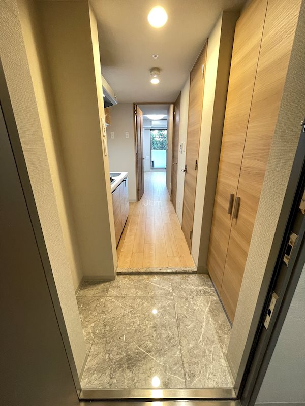 玄関　※別のお部屋のお写真です。御参考までに。