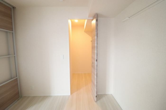 収納　ウォークインクローゼット