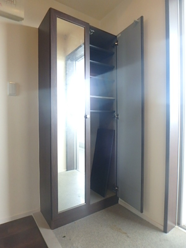 玄関　図面と現状に相違がある場合には現状を優先