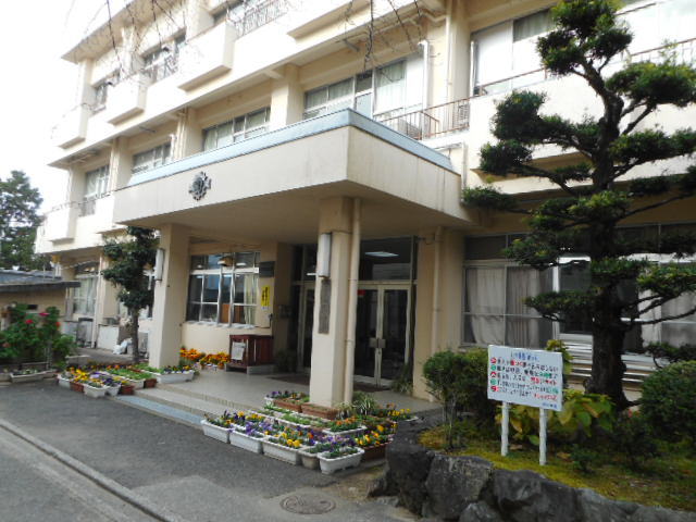 高校・高専　和歌山県立海南高校（高校・高専）まで2202m