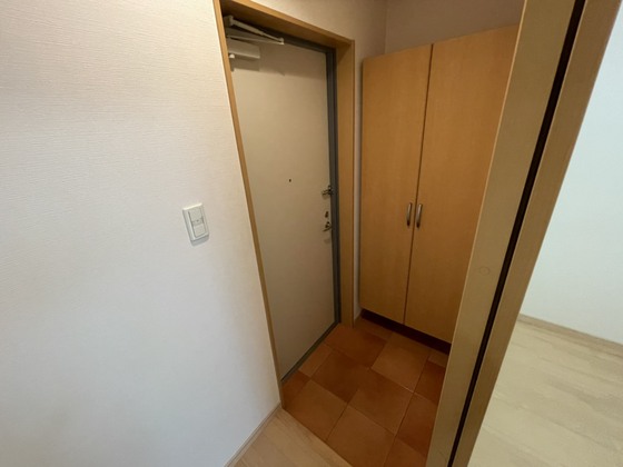 玄関　※別部屋の写真です