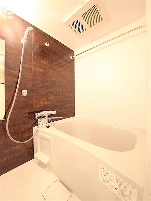 バス・シャワールーム　バスルーム