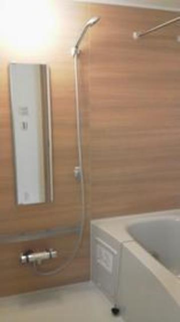 バス・シャワールーム　バスルーム