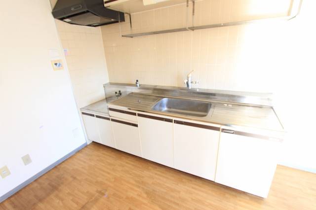 キッチン　キッチンも広々しています