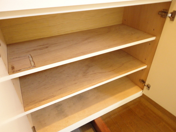 玄関　シューズボックス