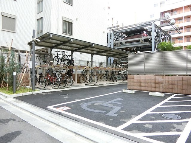 駐車場　駐車場