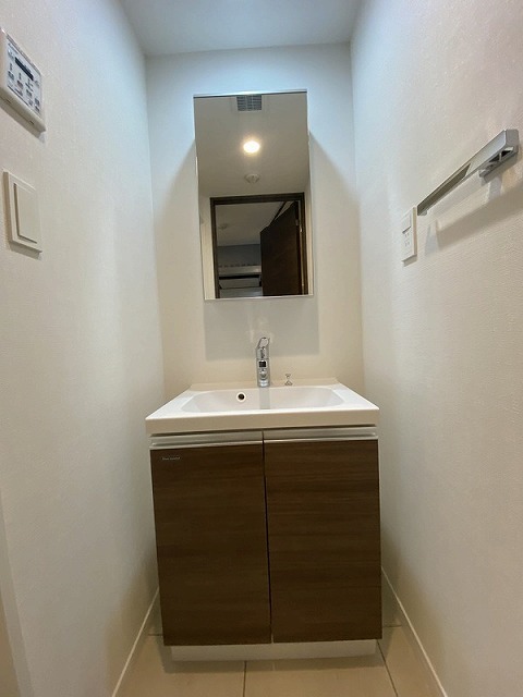 洗面設備　独立洗面台