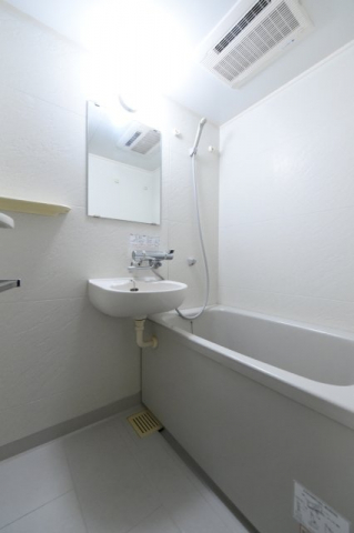 バス・シャワールーム　※別室参考写真