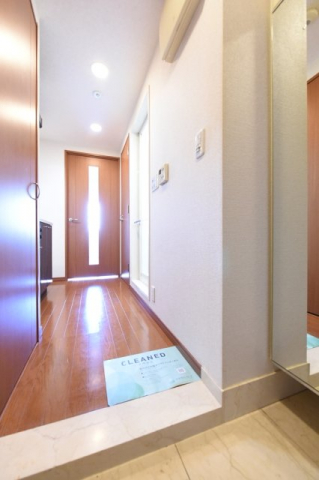 玄関　※別室参考写真