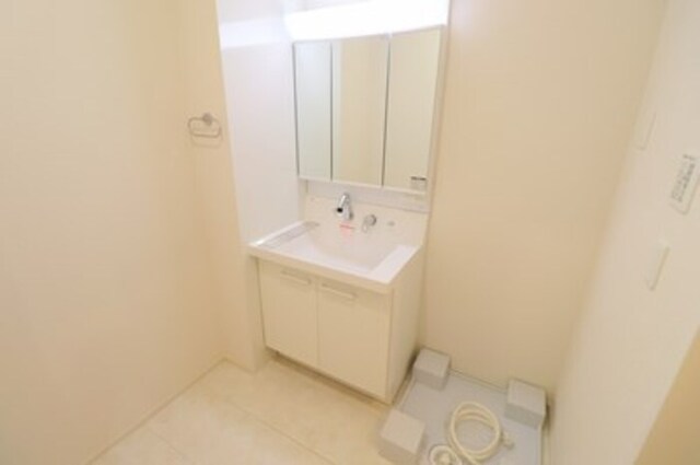 洗面設備　洗面台・洗濯機置場