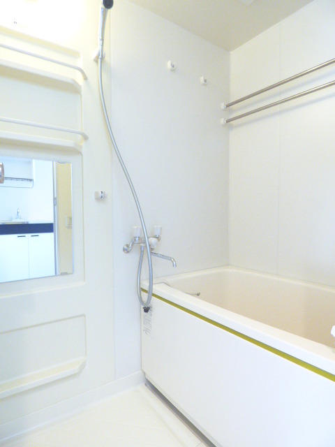 バス・シャワールーム　★キレイな浴室です★