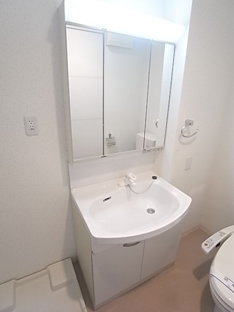 洗面設備　洗面所です