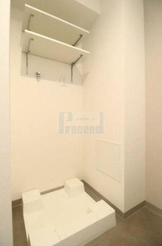 その他設備　室内洗濯機置き場です