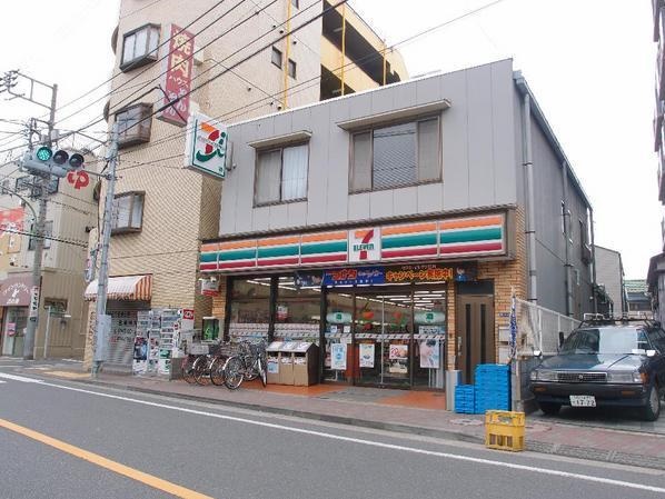 コンビニ　セブンイレブン・大森東店（コンビニ）まで792m