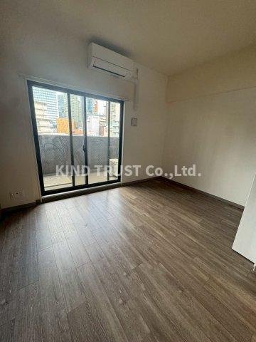 居室・リビング　ゆったり過ごせる居間です