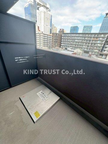 バルコニー　お洗濯にも便利なバルコニー付き