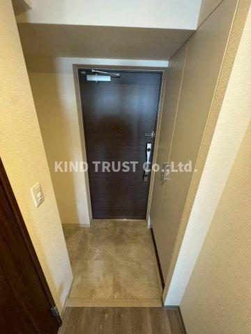 玄関　収納もある玄関です