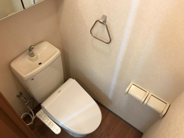 トイレ　シャワー付トイレ