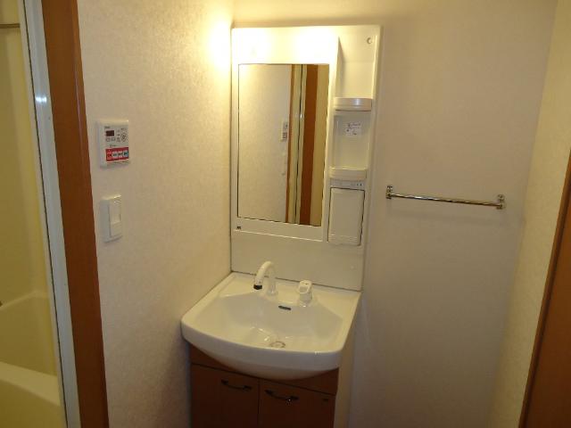 洗面設備　洗髪洗面化粧台