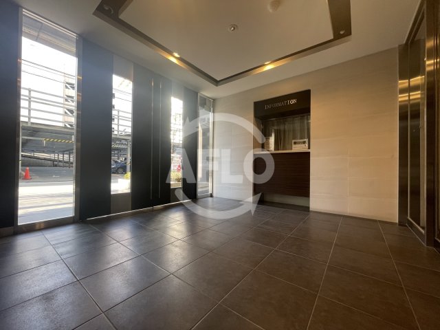 ロビー　エストーネ野田阪神　ロビー