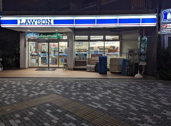 コンビニ　ローソン東大島駅前店（コンビニ）まで302m