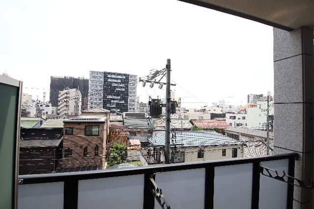 バルコニー　※別室の参考写真の為、現況優先です。