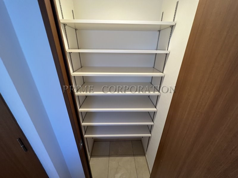 玄関　※参考写真※