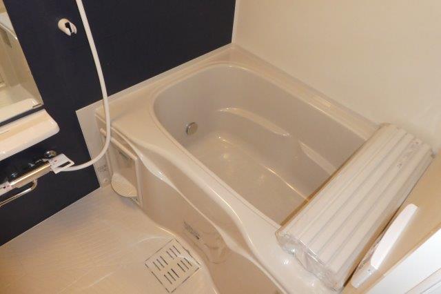 バス・シャワールーム　追い焚きバス