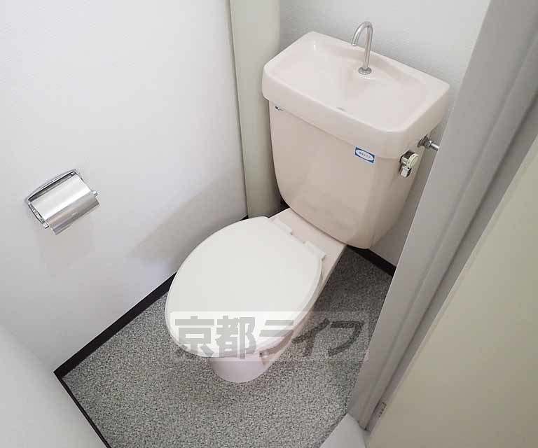 トイレ　すっきりとしたトイレです。