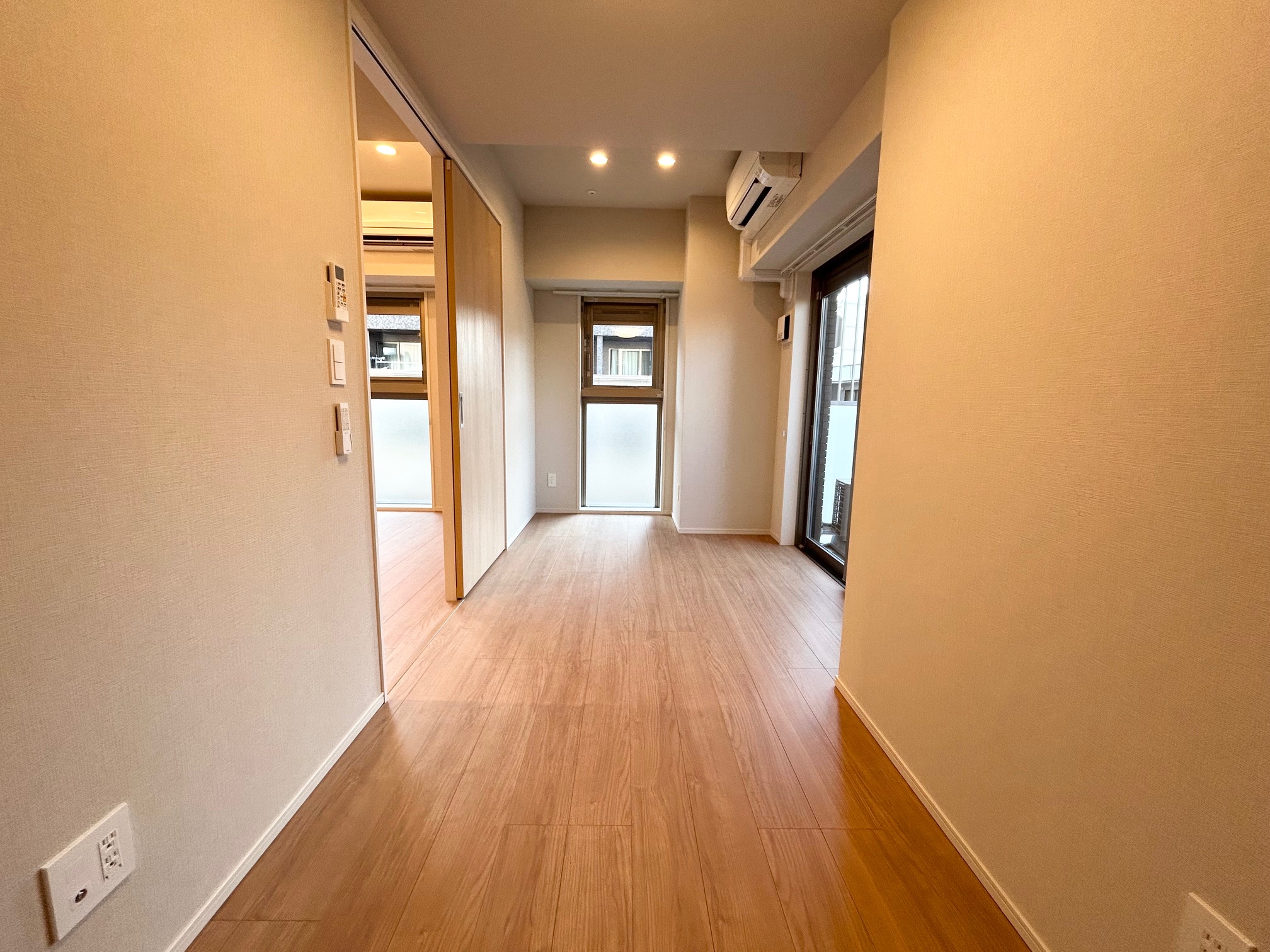 その他部屋・スペース　エアコン付き洋室