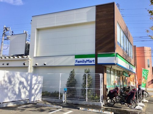 コンビニ　ファミリーマート 練馬関町北一丁目店（コンビニ）まで37m