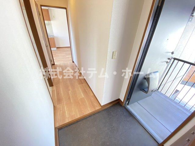 玄関　明るい玄関です