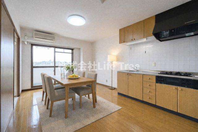 建物外観　※家具を配置したイメージです。