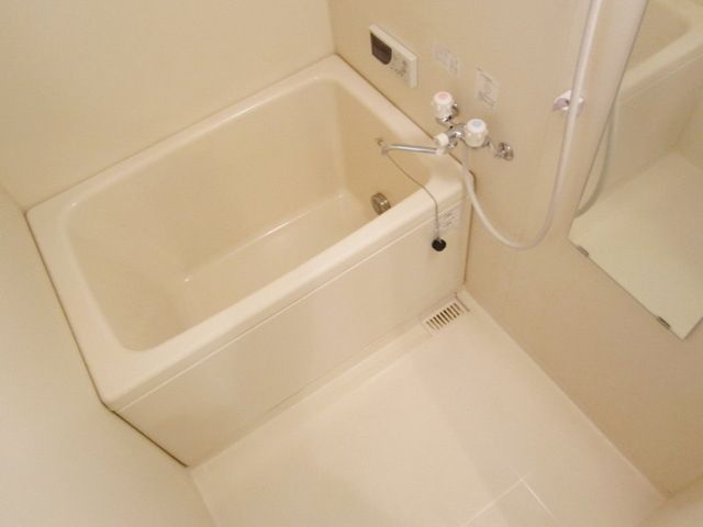 バス・シャワールーム　☆追い焚き！浴室乾燥機付き☆