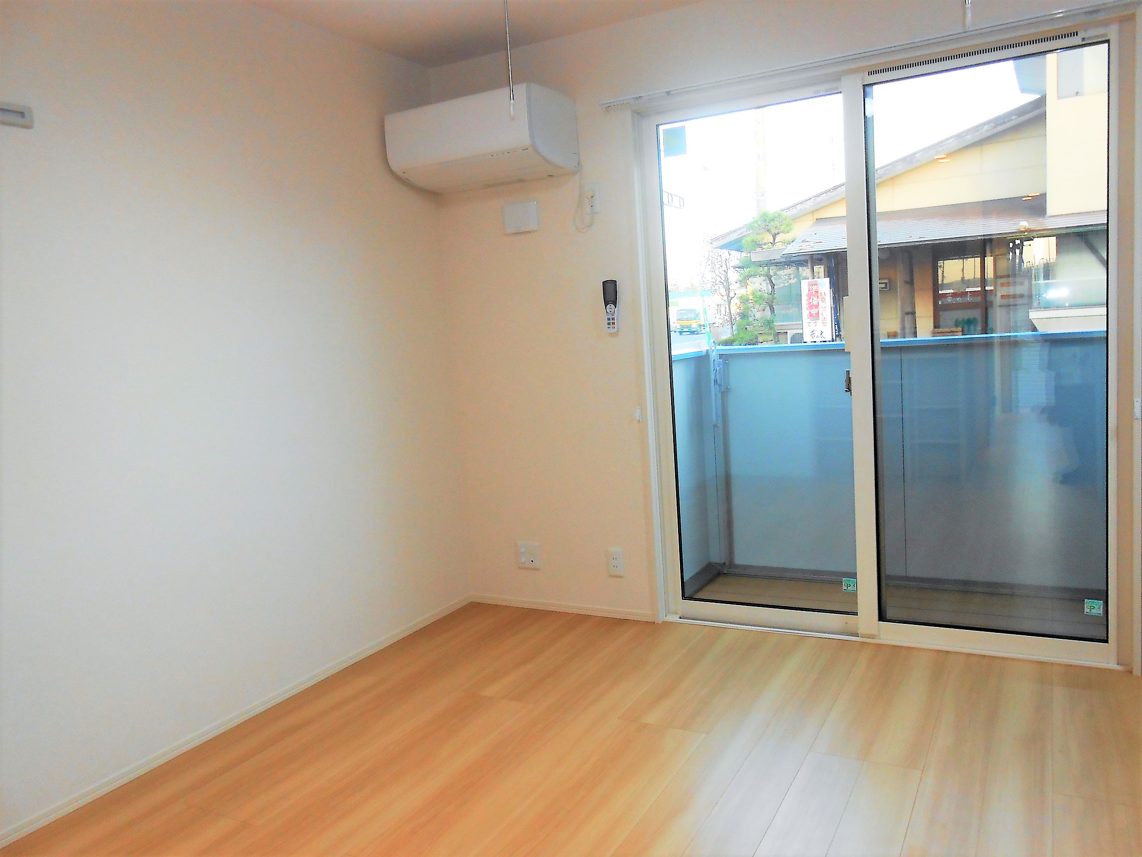 居室・リビング　約9帖のリビングです。