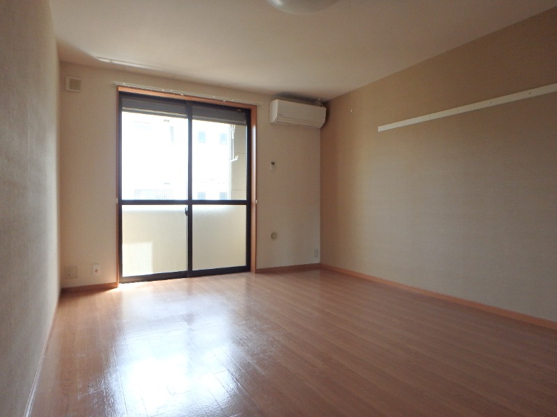 居室・リビング　図面と現状に相違がある場合には現状を優先