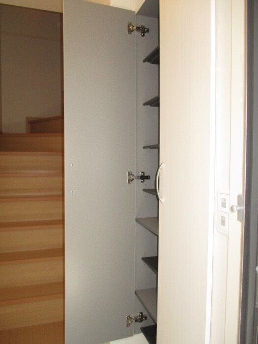 玄関　シューズボックス