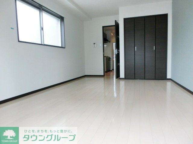 居室・リビング　9.2帖の居室