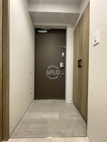 玄関　Louis Residence 弁天町　玄関