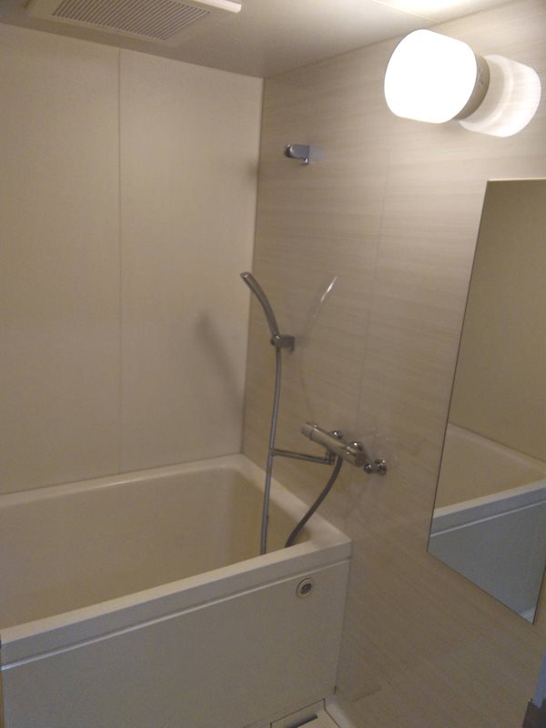 バス・シャワールーム　浴室