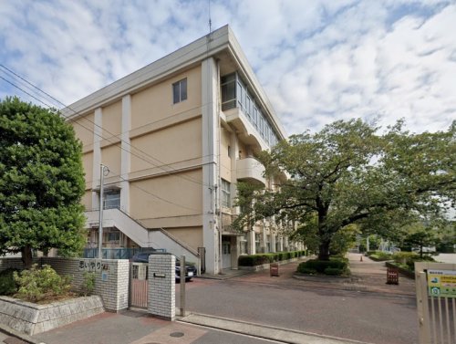 中学校　大田区立蒲田中学校（中学校）まで512m