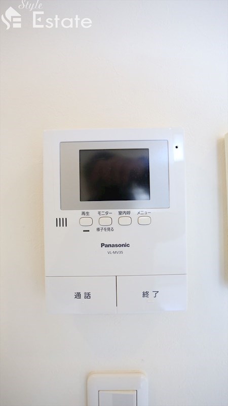 セキュリティ　モニター付きインターホン